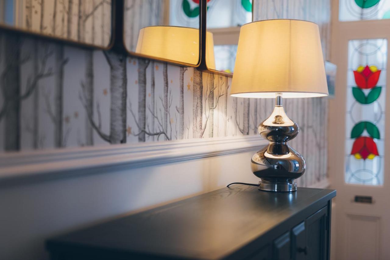 פורטסמות' The Clarence Boutique Rooms מראה חיצוני תמונה