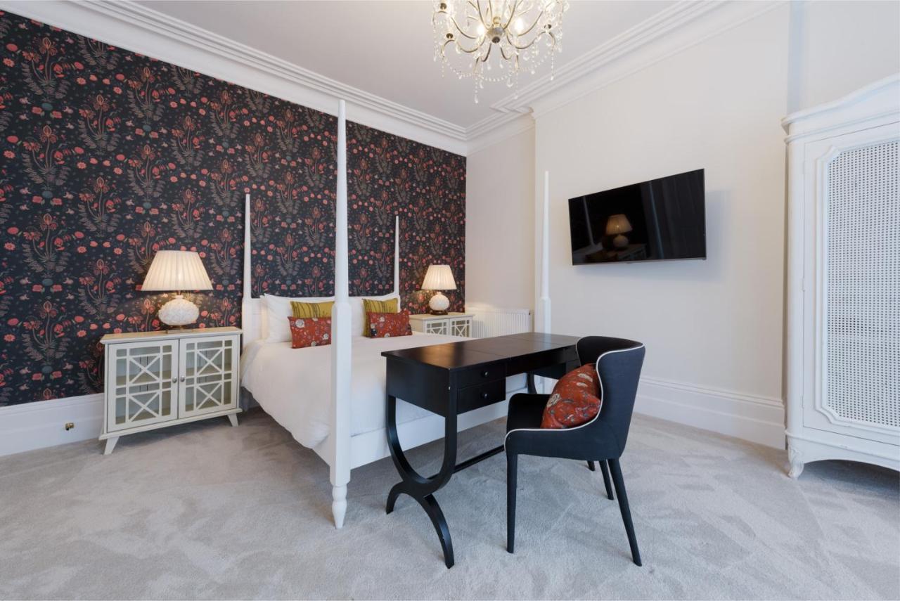 פורטסמות' The Clarence Boutique Rooms מראה חיצוני תמונה