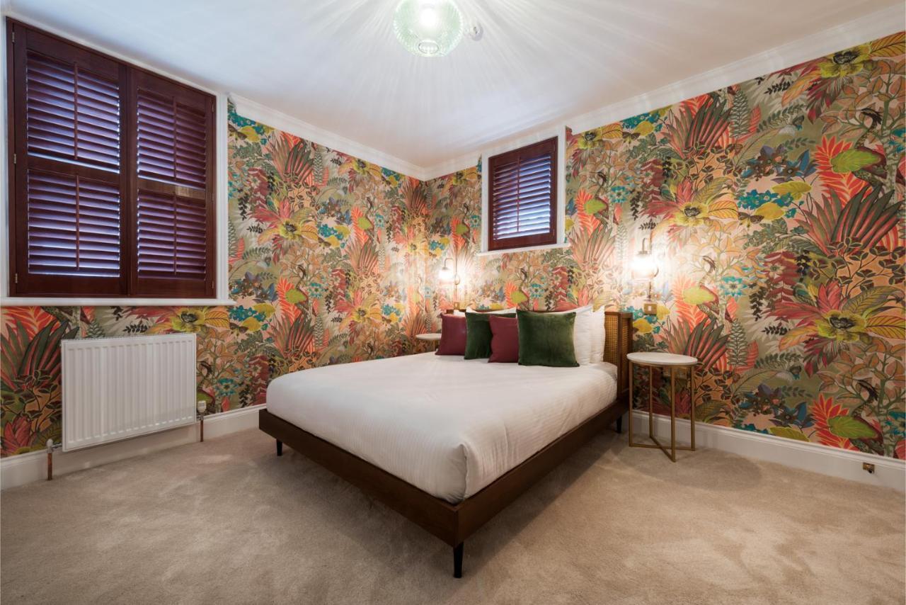 פורטסמות' The Clarence Boutique Rooms מראה חיצוני תמונה